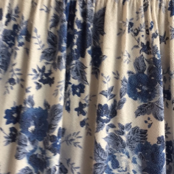 Skirt - Picture 4 of 4